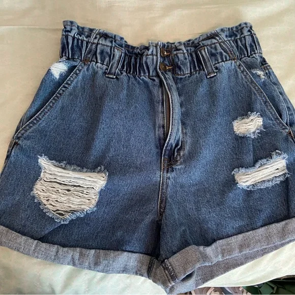 NWOT Forever 21 Paper bag High-Waisted Denim Jean Shorts - Picture 5 of 10